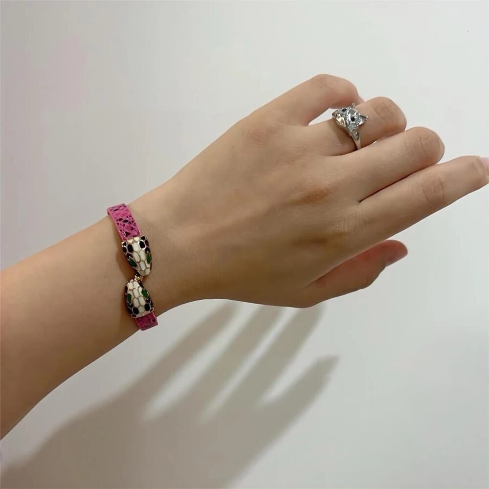♥️Enamel Snake Faux Leather Band Gold Bracelet - Picture 4 of 4